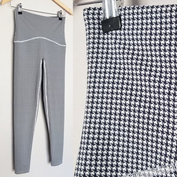 SPANX Booty Boost Active Houndstooth Leggings Ankle Spanxshape Navy White S $118 - Picture 5 of 16
